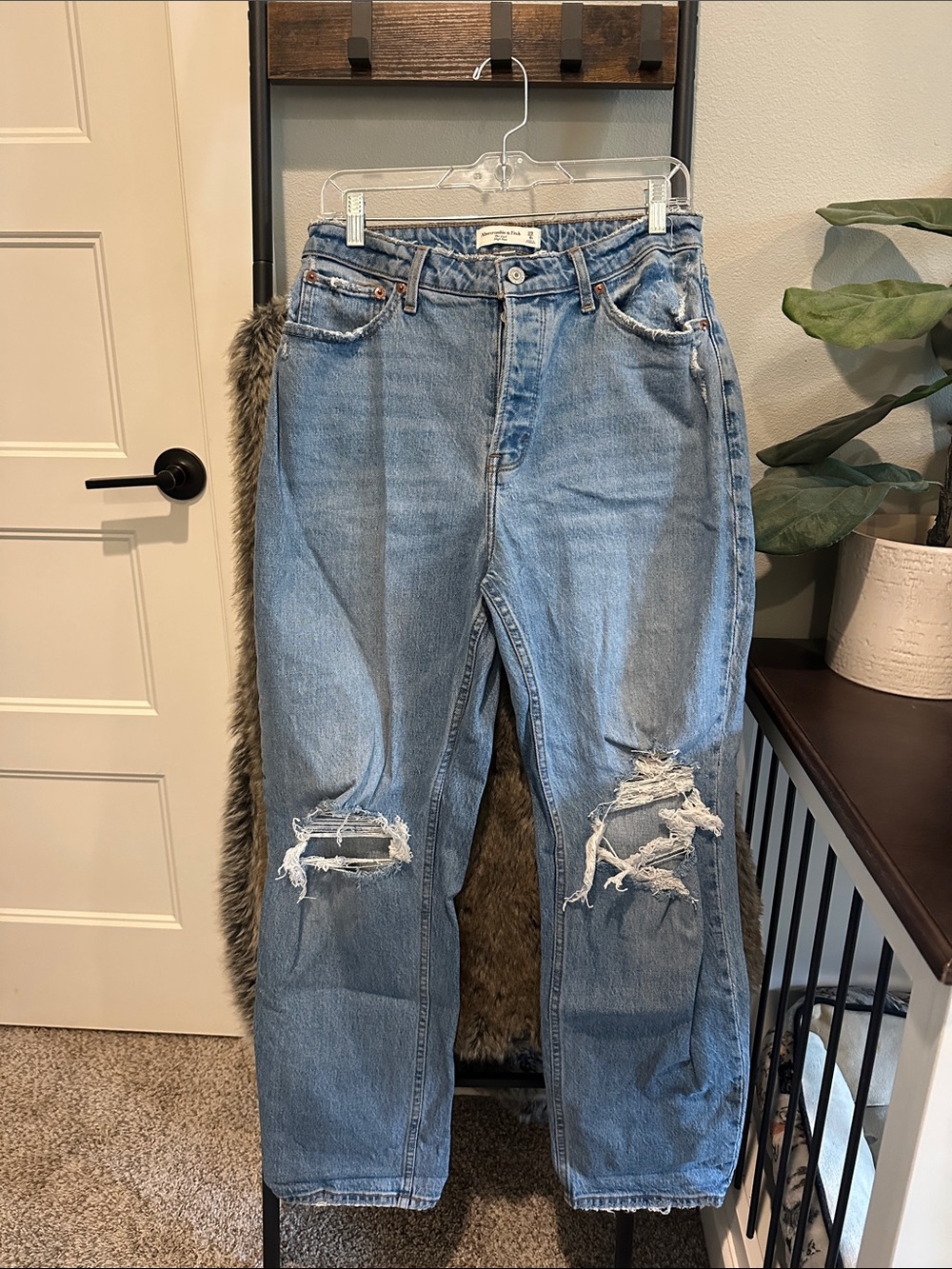 Abercrombie & Fitch Curve Love Light Blue Distressed Dad Jeans